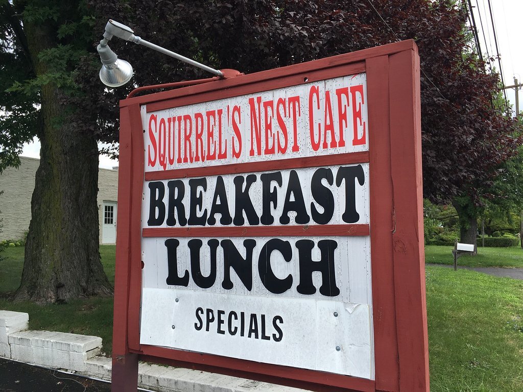 Squirrels Nest Cafe